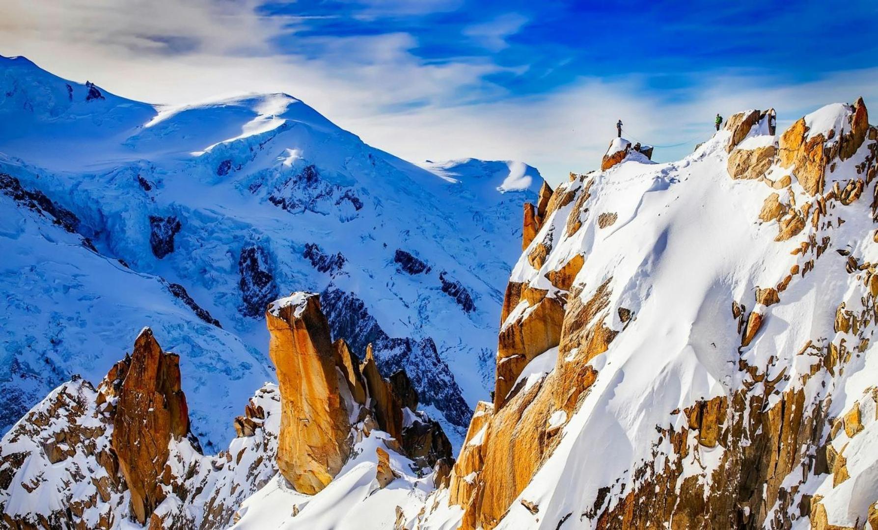 Apartment Au Bon Coin - Luxury Chamonix Hidden Haven, Mont Blanc View, Hot Tub And Garden מראה חיצוני תמונה