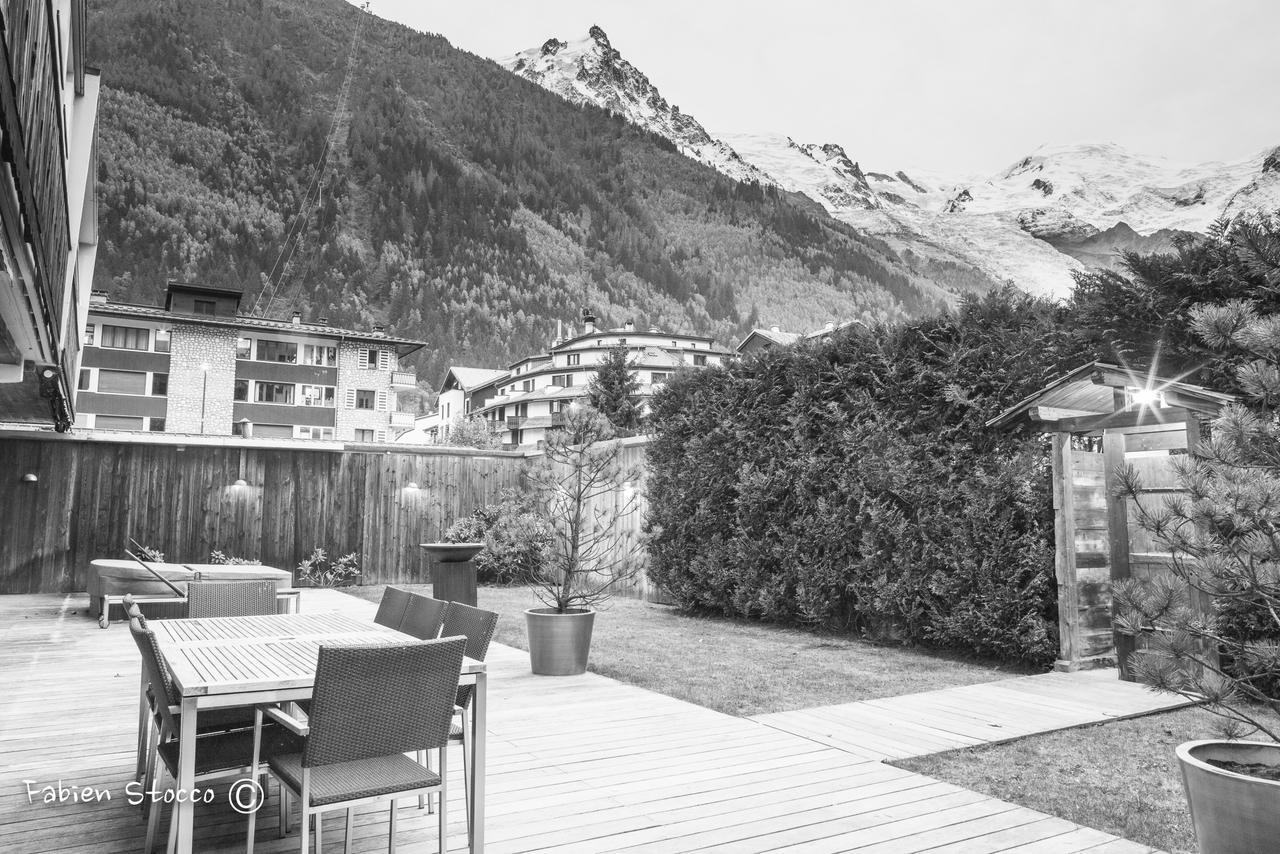 Apartment Au Bon Coin - Luxury Chamonix Hidden Haven, Mont Blanc View, Hot Tub And Garden חדר תמונה