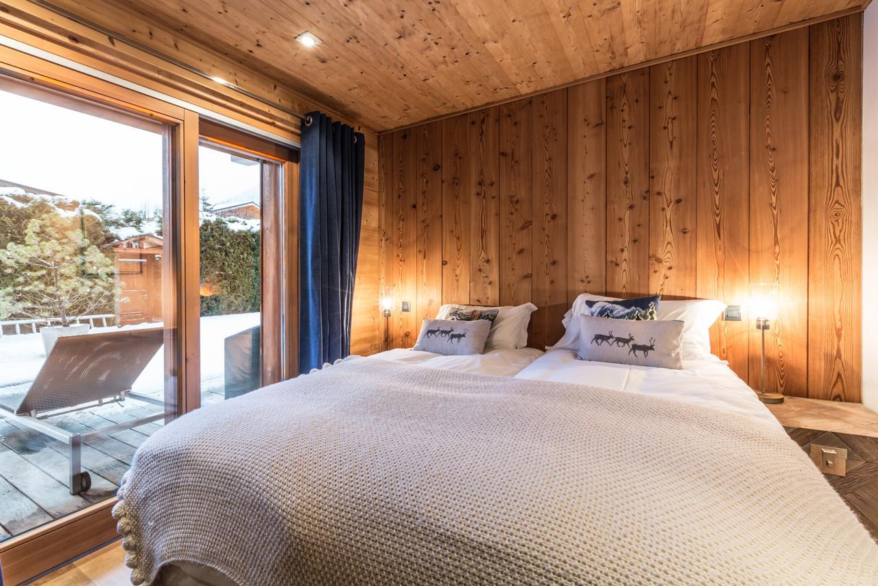 Apartment Au Bon Coin - Luxury Chamonix Hidden Haven, Mont Blanc View, Hot Tub And Garden מראה חיצוני תמונה