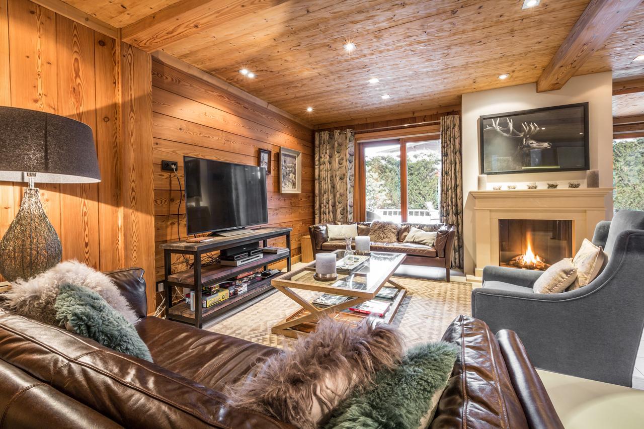 Apartment Au Bon Coin - Luxury Chamonix Hidden Haven, Mont Blanc View, Hot Tub And Garden מראה חיצוני תמונה