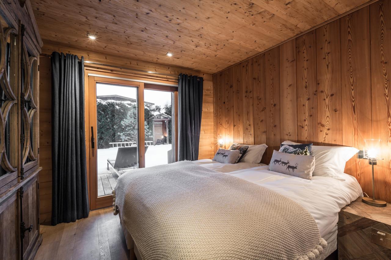 Apartment Au Bon Coin - Luxury Chamonix Hidden Haven, Mont Blanc View, Hot Tub And Garden מראה חיצוני תמונה